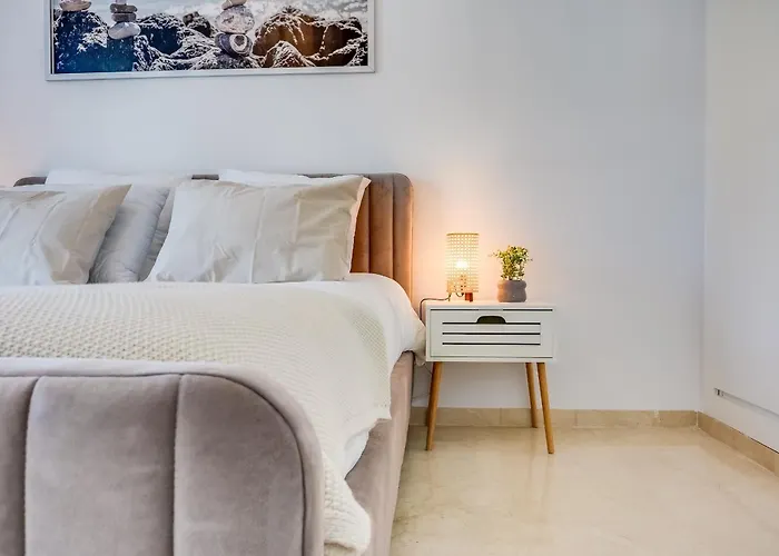 Ultimate - Heerlijk Op Loopafstand Het - Gezamenlijk Zwembad Εστεπόνα