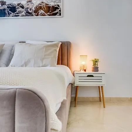 Ultimate - Heerlijk Op Loopafstand Het - Gezamenlijk Zwembad Estepona