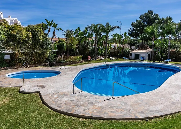 Ultimate - Heerlijk Op Loopafstand Het - Gezamenlijk Zwembad Apartment Estepona